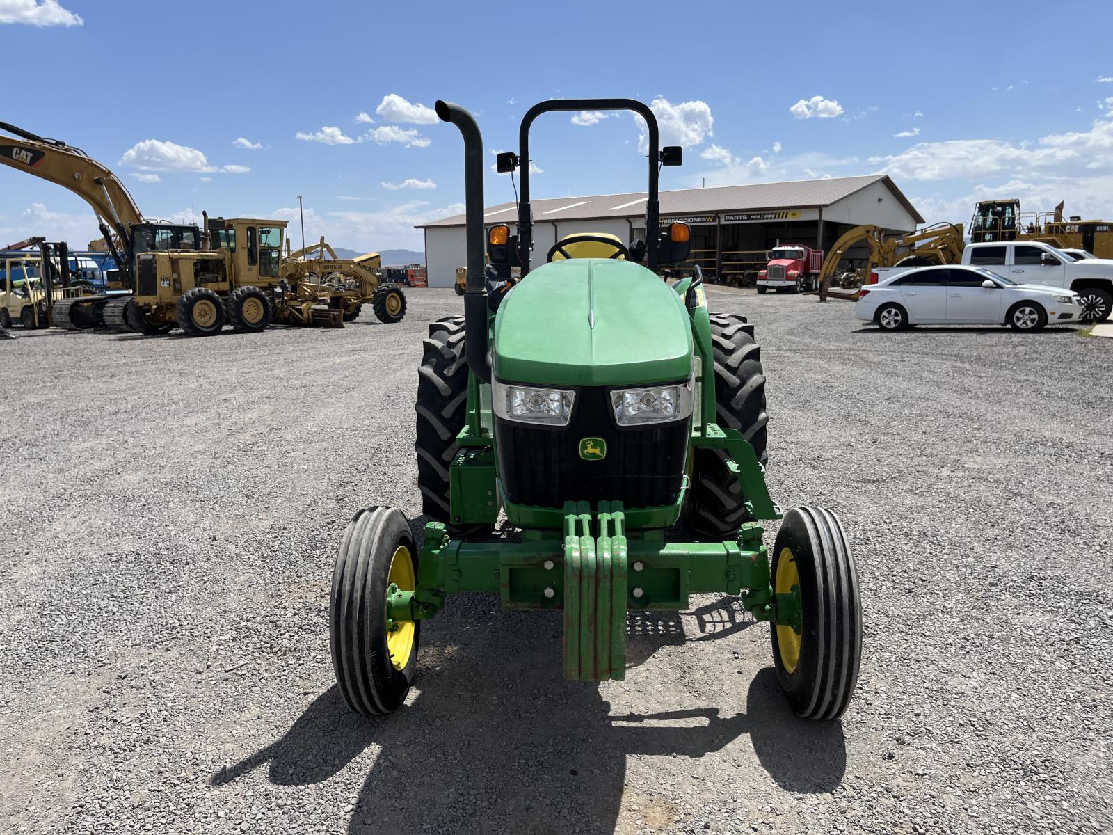 ./imagenes/INVOICE/2019/18007/JOHN DEERE 5055E (6).JPG